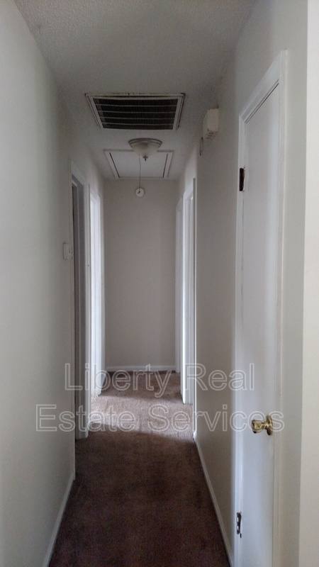 House for rent at 874 Old Sunbury Rd, Hinesville, GA 31313