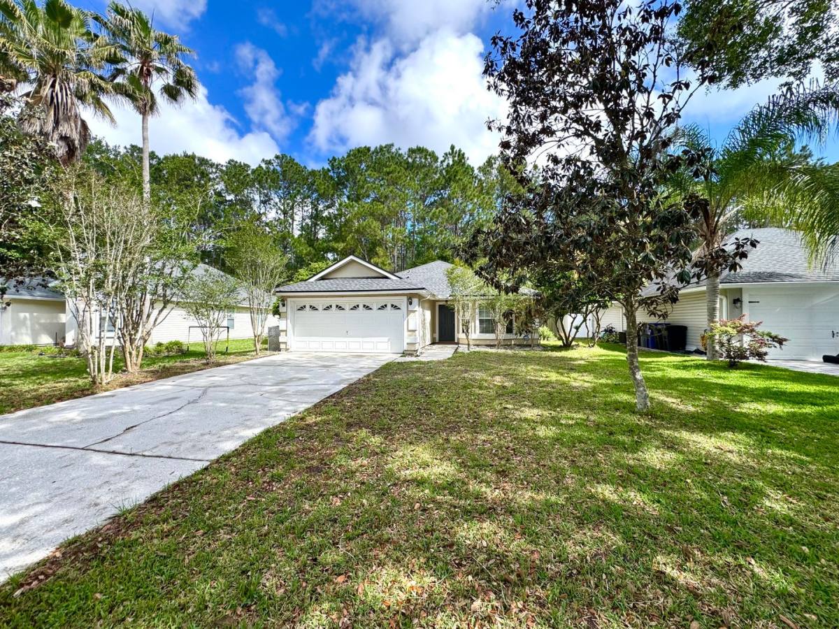 House for rent at 696 Hampton Downs Court, Saint Johns, FL 32259
