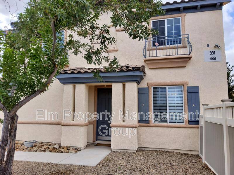 Townhouse for rent at 991 Sable Chase Place, Henderson, NV 89011