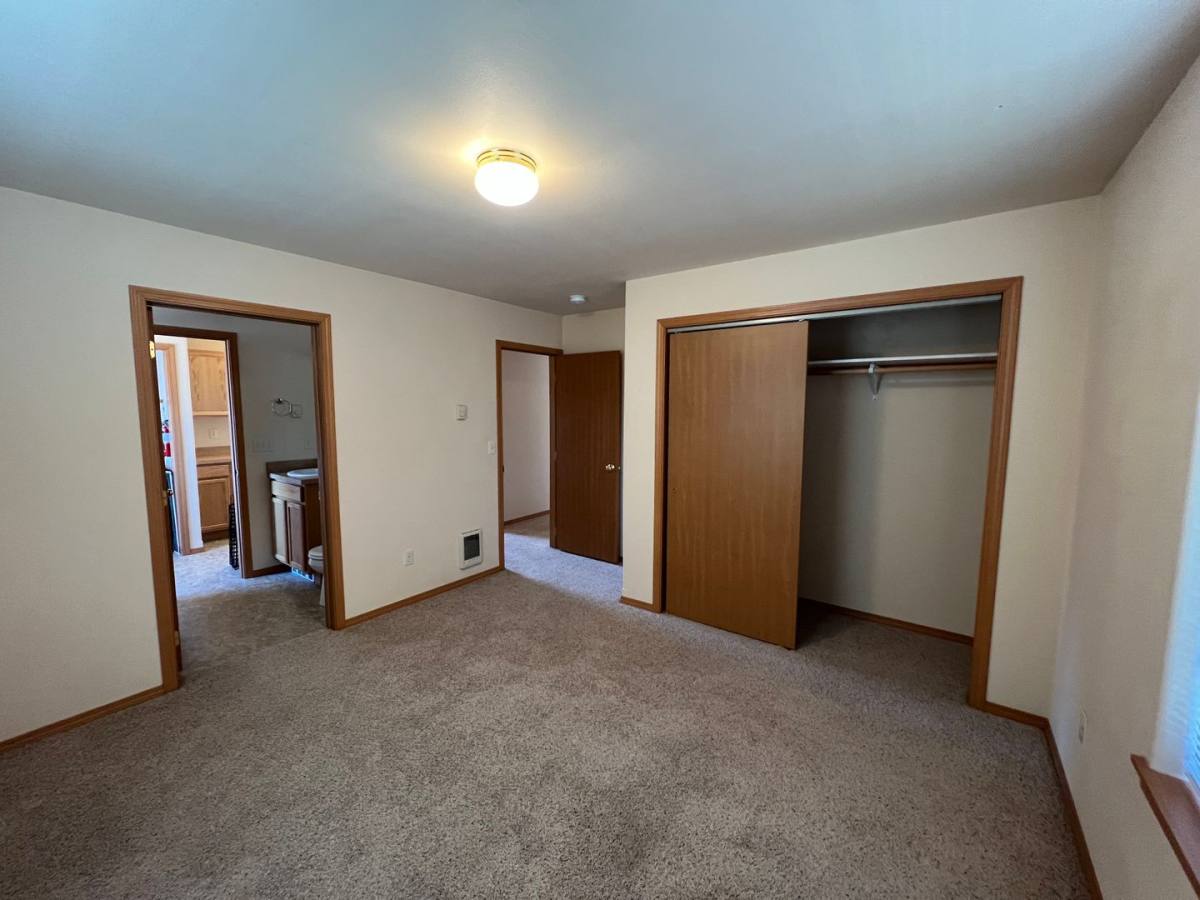 House for rent at 309 W Helena Ave, Ellensburg, WA 98926