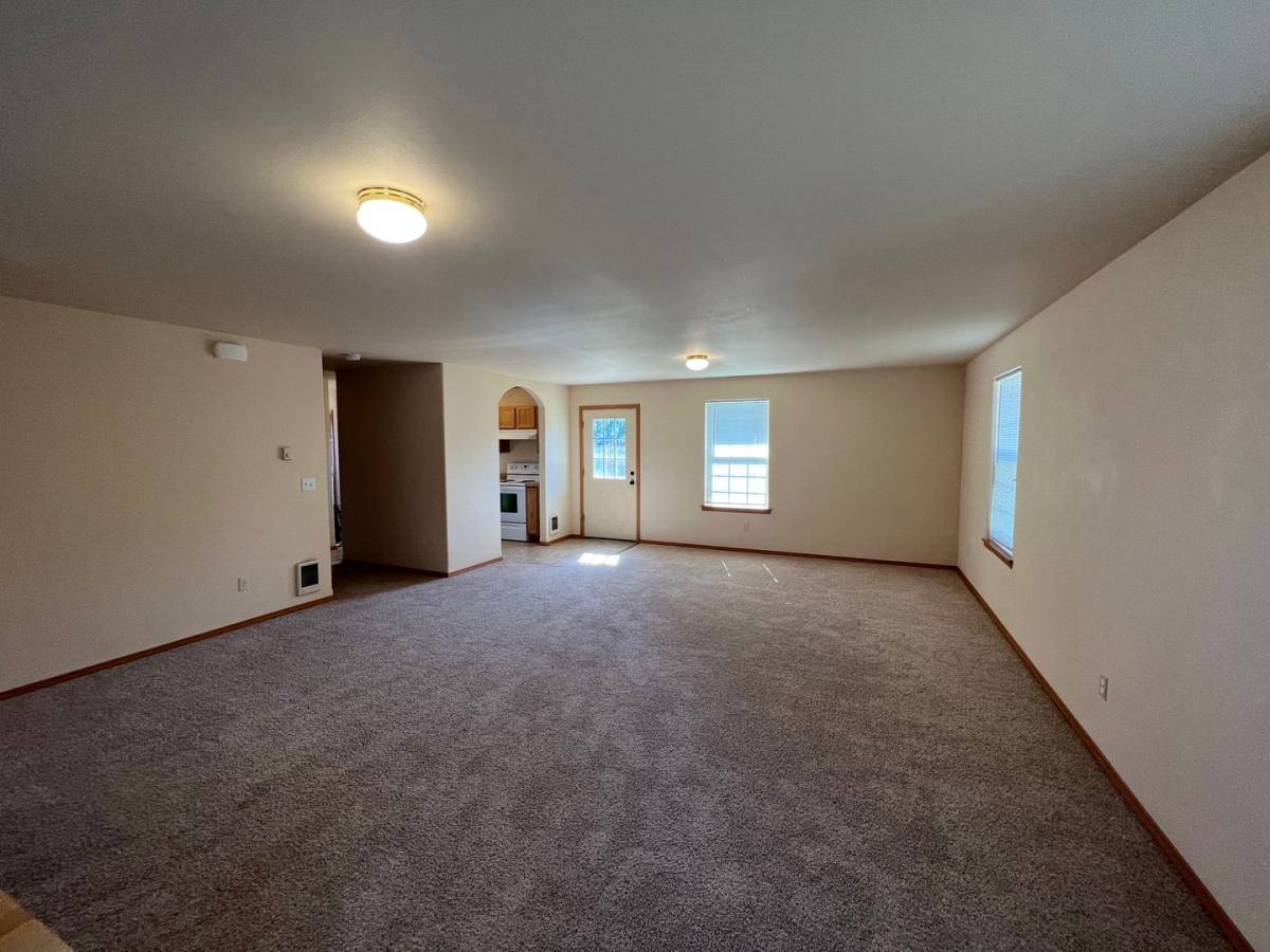 House for rent at 309 W Helena Ave, Ellensburg, WA 98926