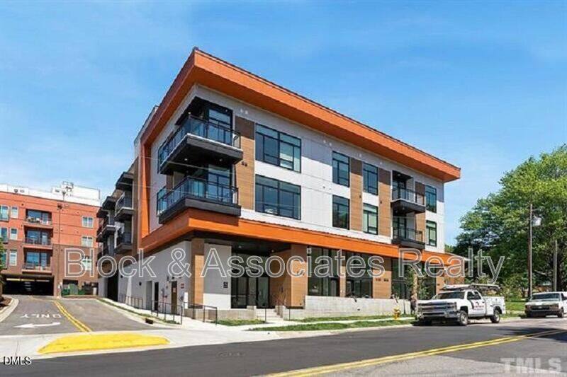 Condo for rent at 615-112 Daniels St, Raleigh, NC 27605