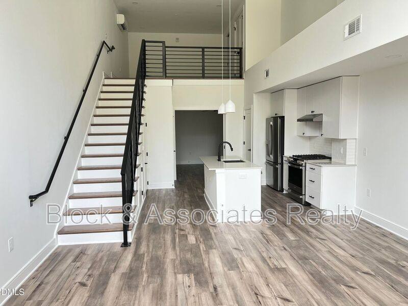 Condo for rent at 615-112 Daniels St, Raleigh, NC 27605