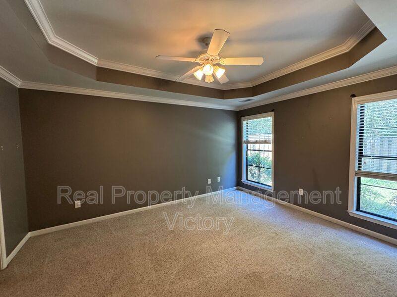 Townhouse for rent at 4248 Ashwood Cove, Birmingham, AL 35216