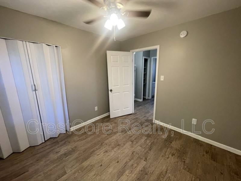 Apartment for rent at 1572 Hanauer St #A, Memphis, TN 38109