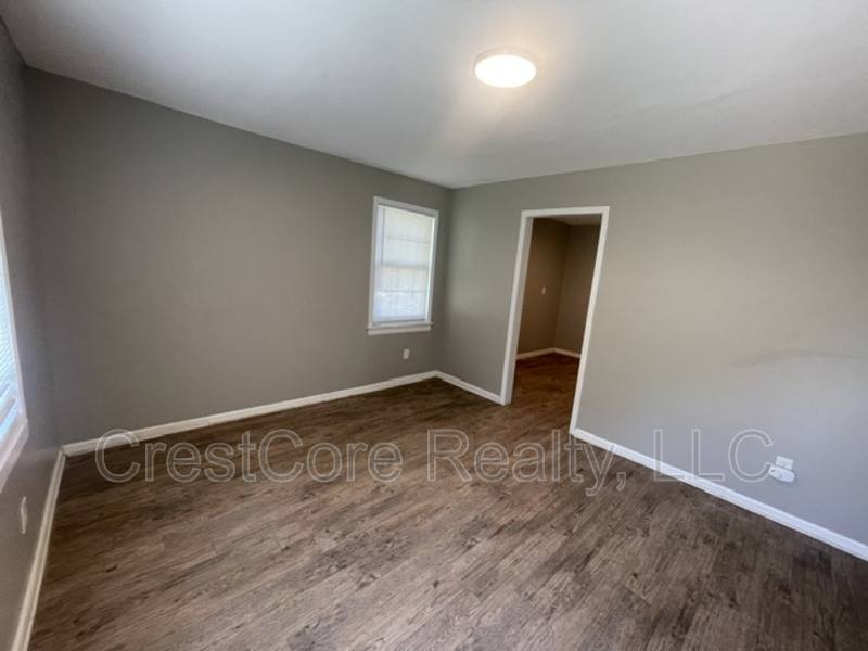 Apartment for rent at 1572 Hanauer St #A, Memphis, TN 38109