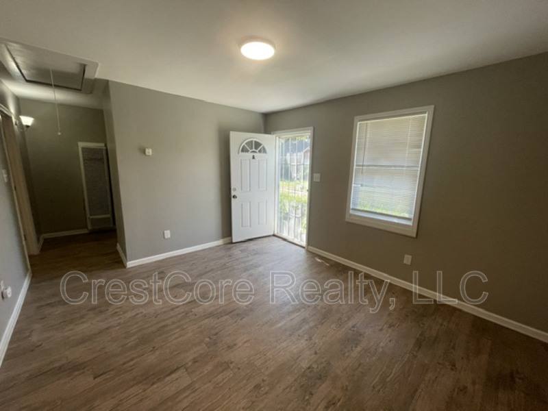 Apartment for rent at 1572 Hanauer St #A, Memphis, TN 38109