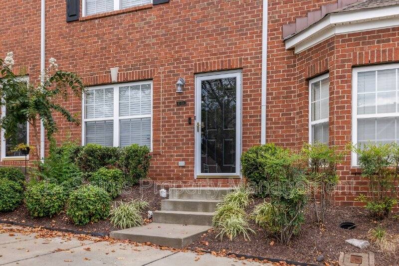 Townhouse for rent at 1101 Downs Blvd #G104, Franklin, TN 37064