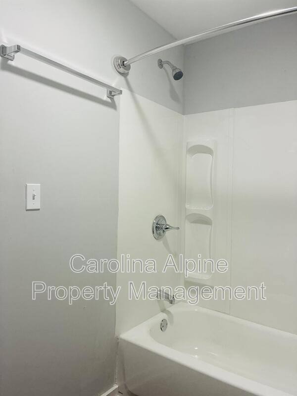 House for rent at 604 Park Ave, Shelby, NC 28150