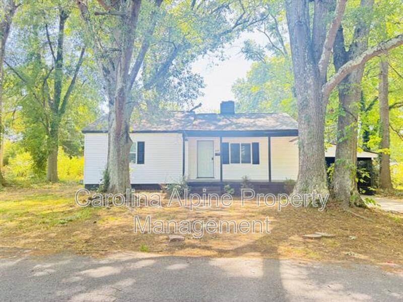 House for rent at 604 Park Ave, Shelby, NC 28150