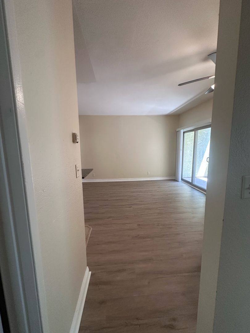 Apartment for rent at 758 Rose Ave, Long Beach, CA 90813
