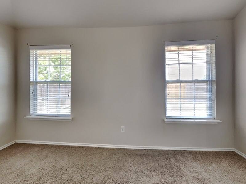 House for rent at 2165 Robin Ridge Lane, Edmond, OK 73012