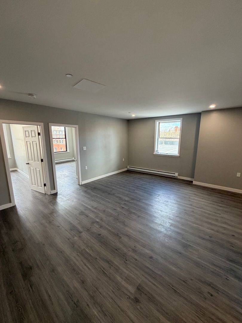 Apartment for rent at 216 Central Stree, Lowell, MA 01852