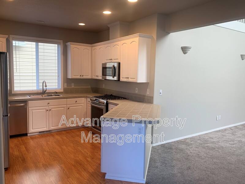 6289 SW Trellis Dr, Corvallis, OR 97333 - House for Rent - Image 2