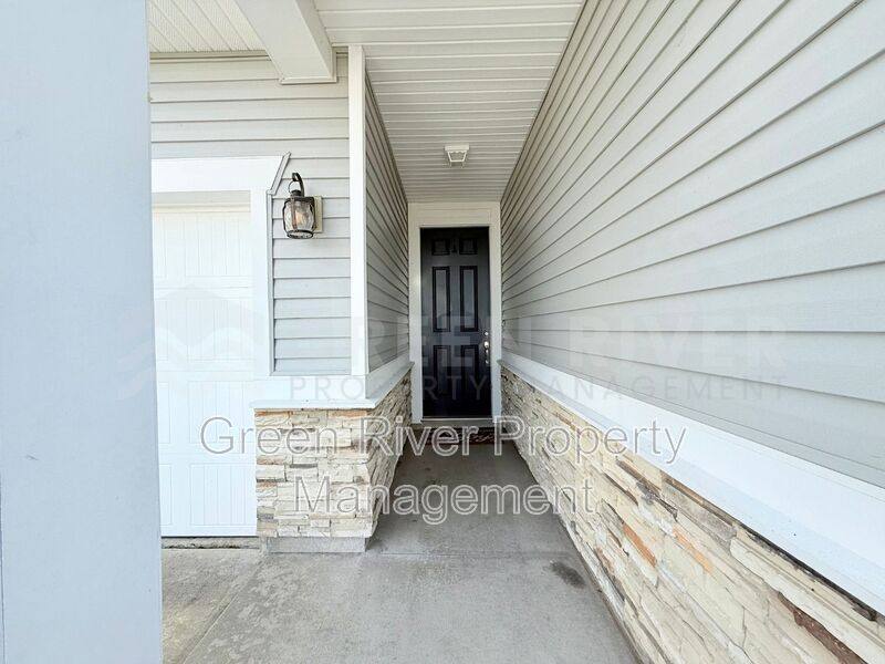House for rent at 3374 Traceland Oak Lane, Green Cove Springs, FL 32043