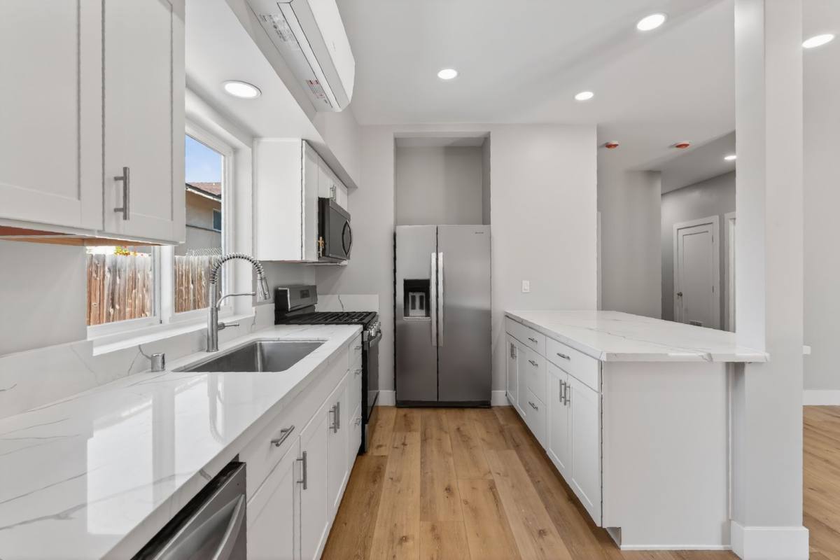 Apartment for rent at 1520 Independence Way, Vista, CA 92084
