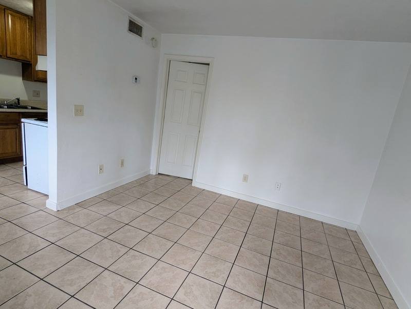 Apartment for rent at 215 Lovelace Dr #11, Tallahassee, FL 32304