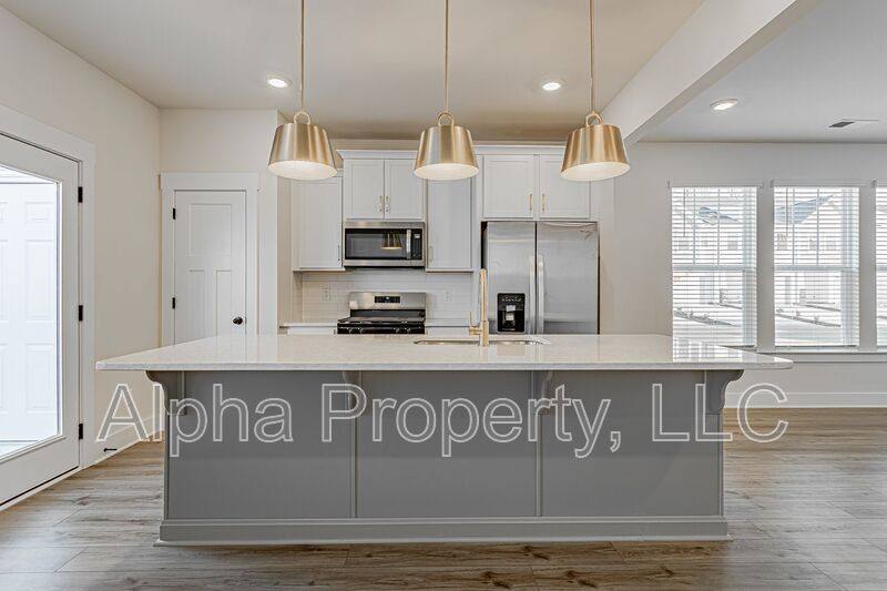 House for rent at 451 Hazelcote Rd, Greenville, SC 29617