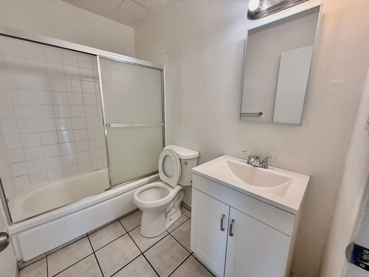 Apartment for rent at 3060 Logan St, Oakland, CA 94601