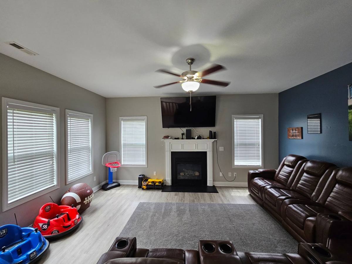 House for rent at 125 Navy Blue Dr, Jacksonville, NC 28540