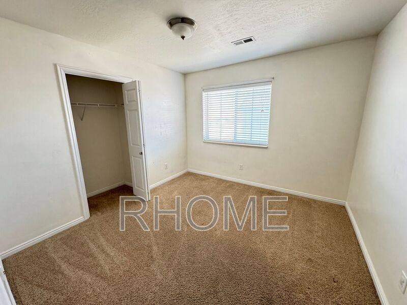 Apartment for rent at 79 W Ridge Rd, Saratoga Springs, UT 84045