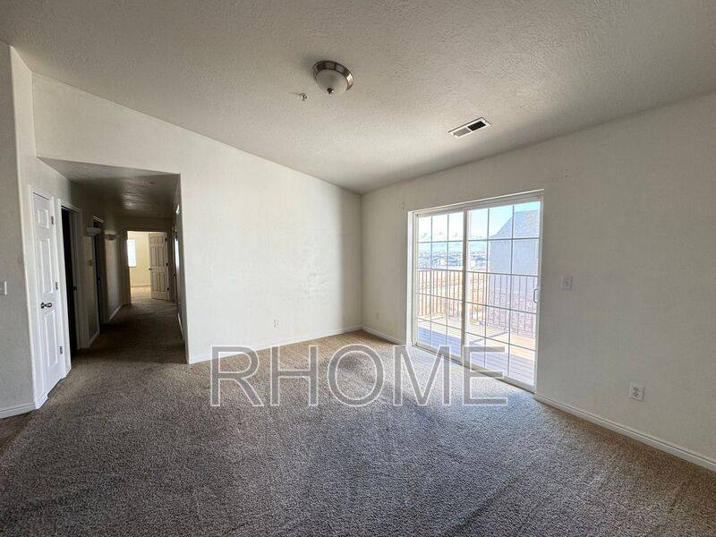 Apartment for rent at 79 W Ridge Rd, Saratoga Springs, UT 84045