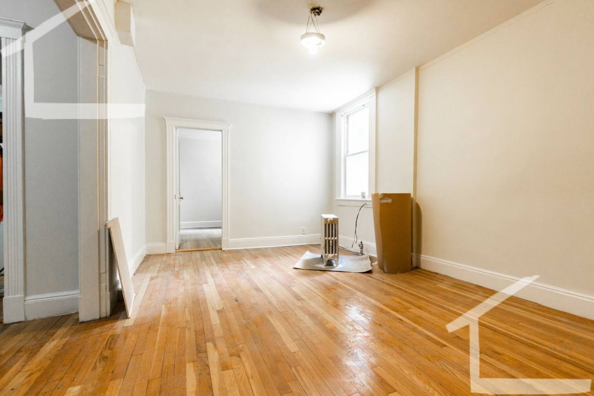 House for rent at 1626B Commonwealth Ave, Brighton, MA 02135