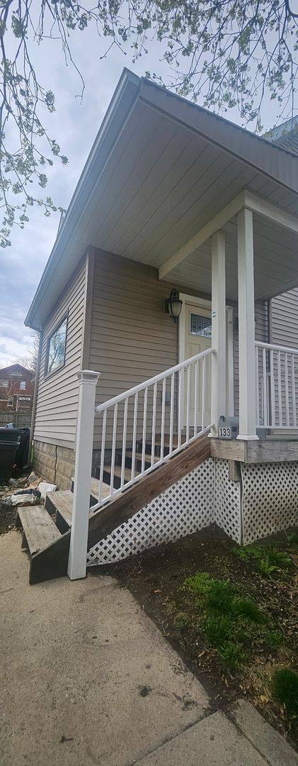 Apartment for rent at 133 S Chicago Ave, Rockford, IL 61104