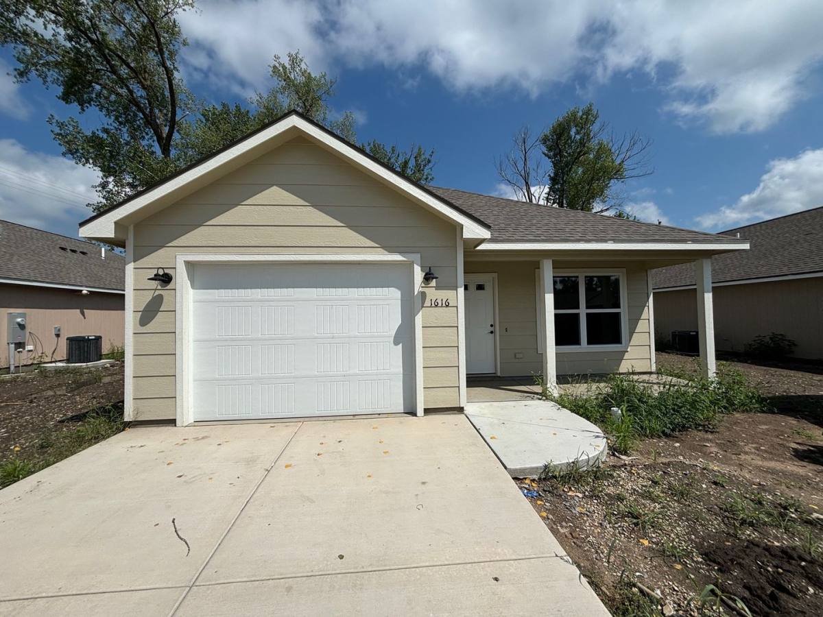 House for rent at 1616 Hill Valley, Manhattan, KS 66502