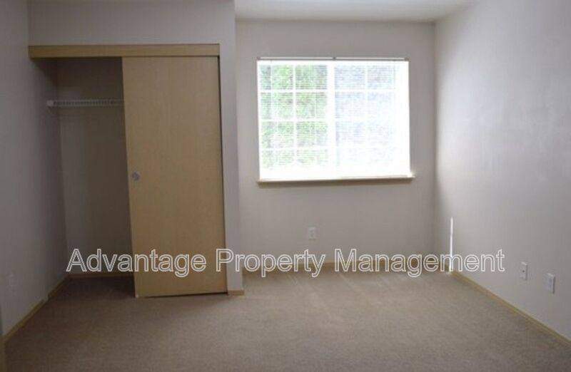Apartment for rent at 739 W Jackson St #4, Monmouth, OR 97361
