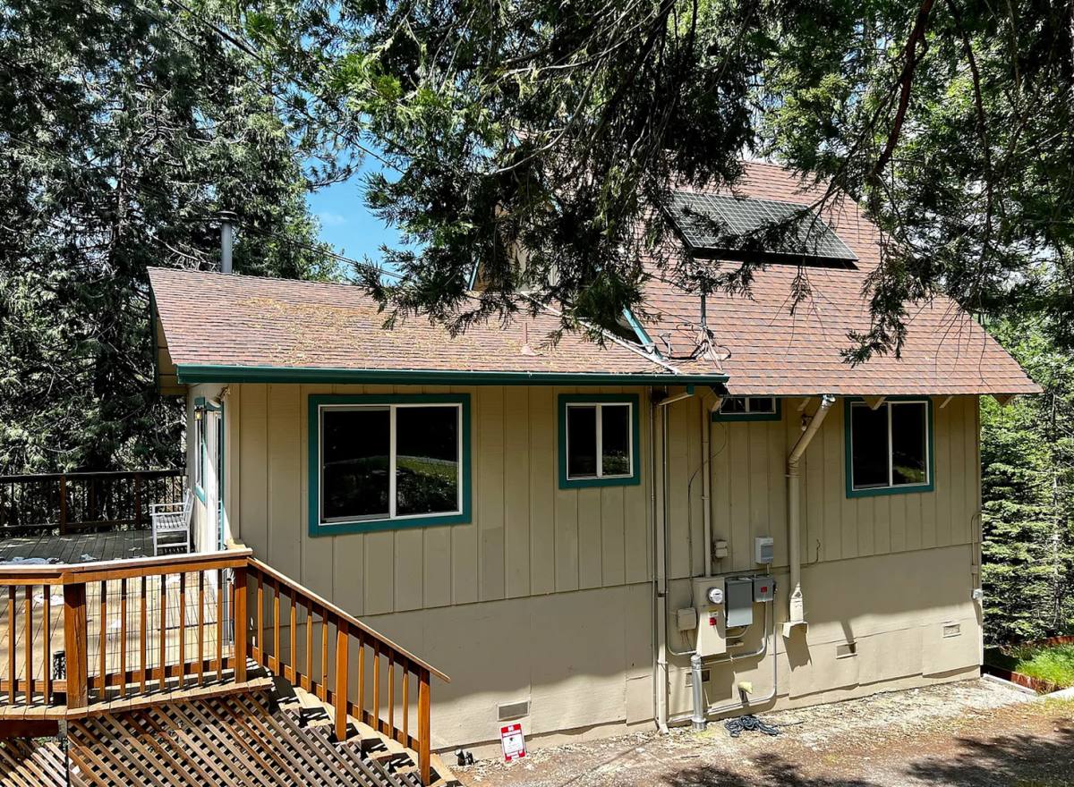 House for rent at 22400 Broken Bough Lane, Twain Harte, CA 95383