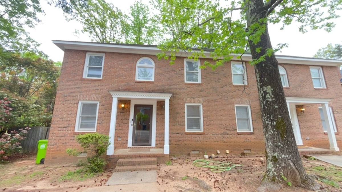 Townhouse for rent at 1 Crescent Lane, Columbia, SC 29212