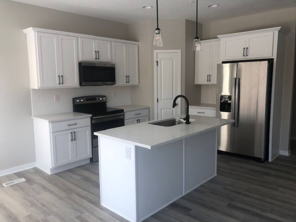 Townhouse for rent at 311 SW Brookside Dr, Grimes, IA 50111