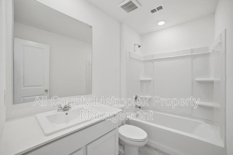 House for rent at 6225 Kingfisher Way, Princeton, TX 75407