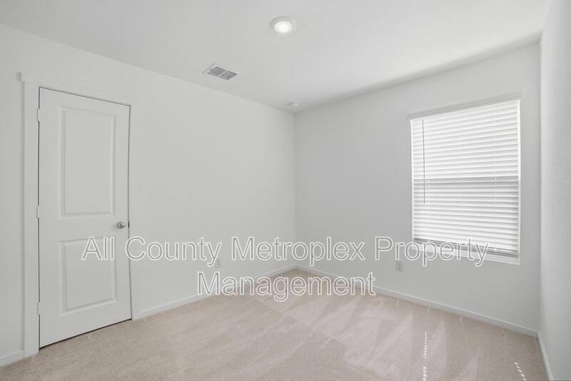 House for rent at 6225 Kingfisher Way, Princeton, TX 75407