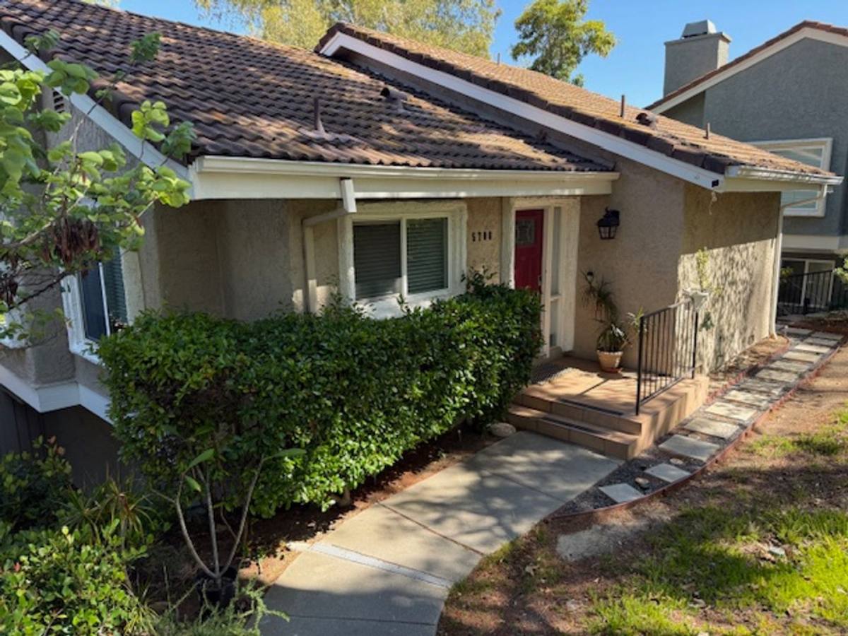 House for rent at 5708 Camelia Lane, Oak Park, CA 91377