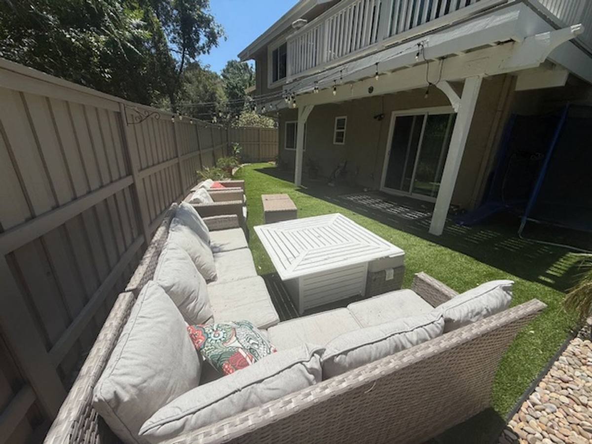 House for rent at 5708 Camelia Lane, Oak Park, CA 91377