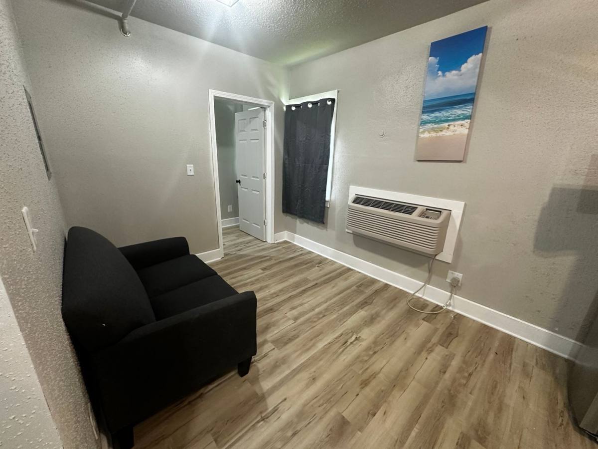 Apartment for rent at 1302 Faraon St, Saint Joseph, MO 64501
