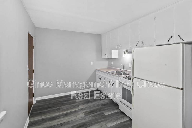 Apartment for rent at 991 Tollview Ave #5, Aurora, IL 60505