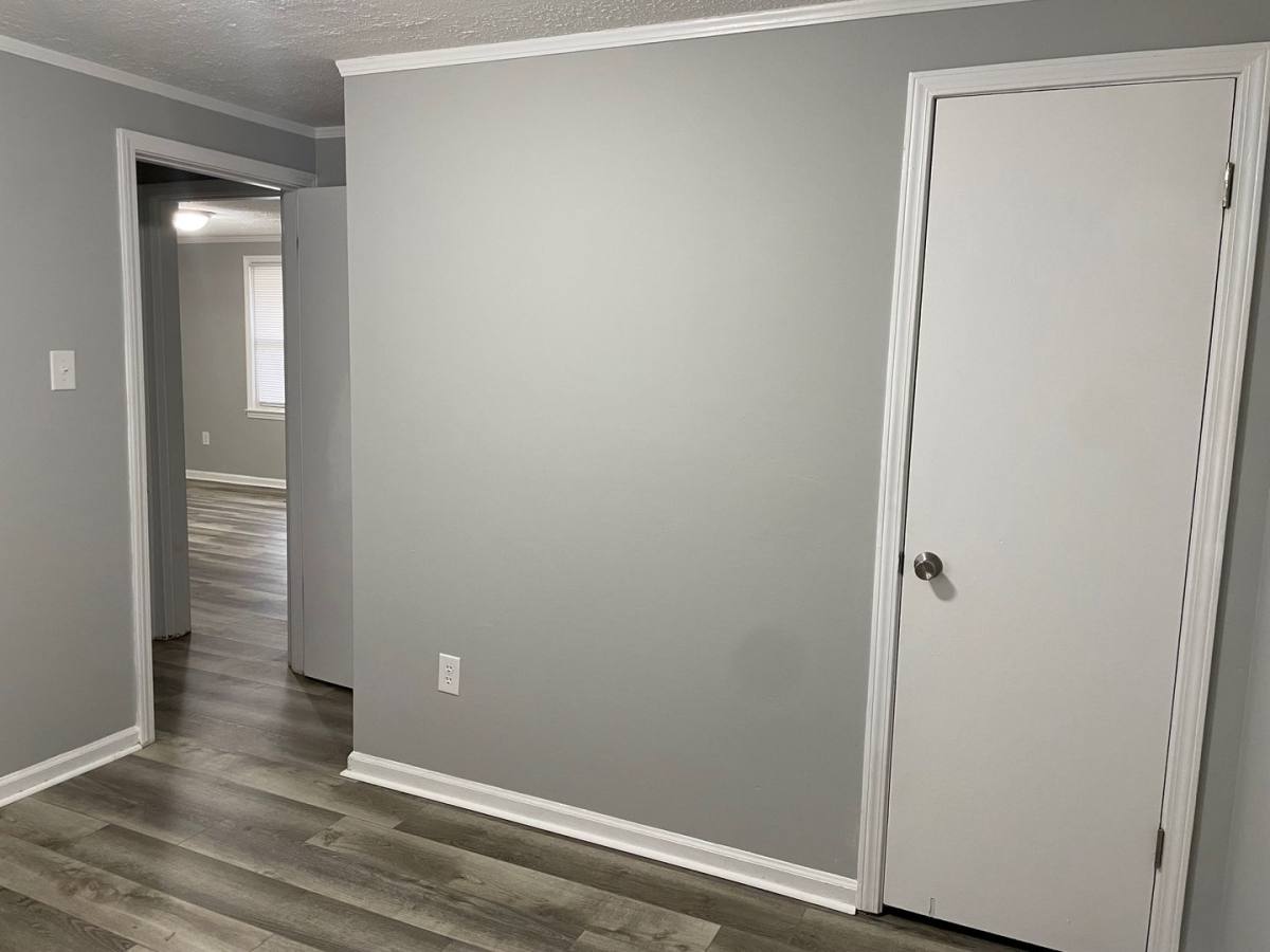 Apartment for rent at 715-717 Glenwood Rd, Asheboro, NC 27203