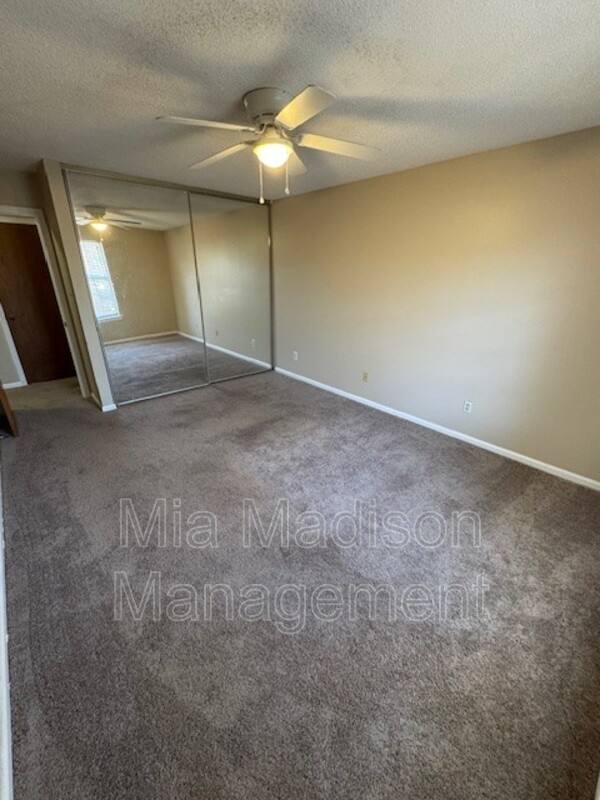 Townhouse for rent at 141 Hunt Club Court, Savannah, GA 31406