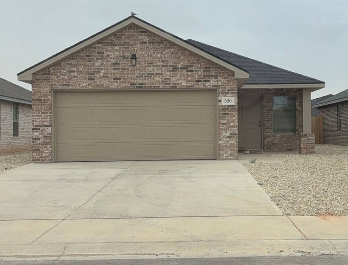 House for rent at 320 E 76th St, Lubbock, TX 79404