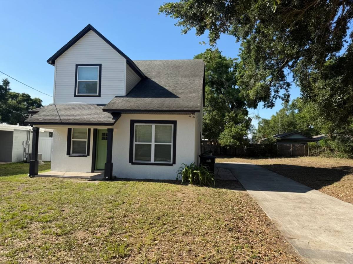 House for rent at 1811 Baxter Ave, Orlando, FL 32806