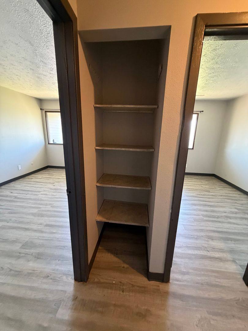 Apartment for rent at 7102 Hillandale Rd, Davenport, IA 52806
