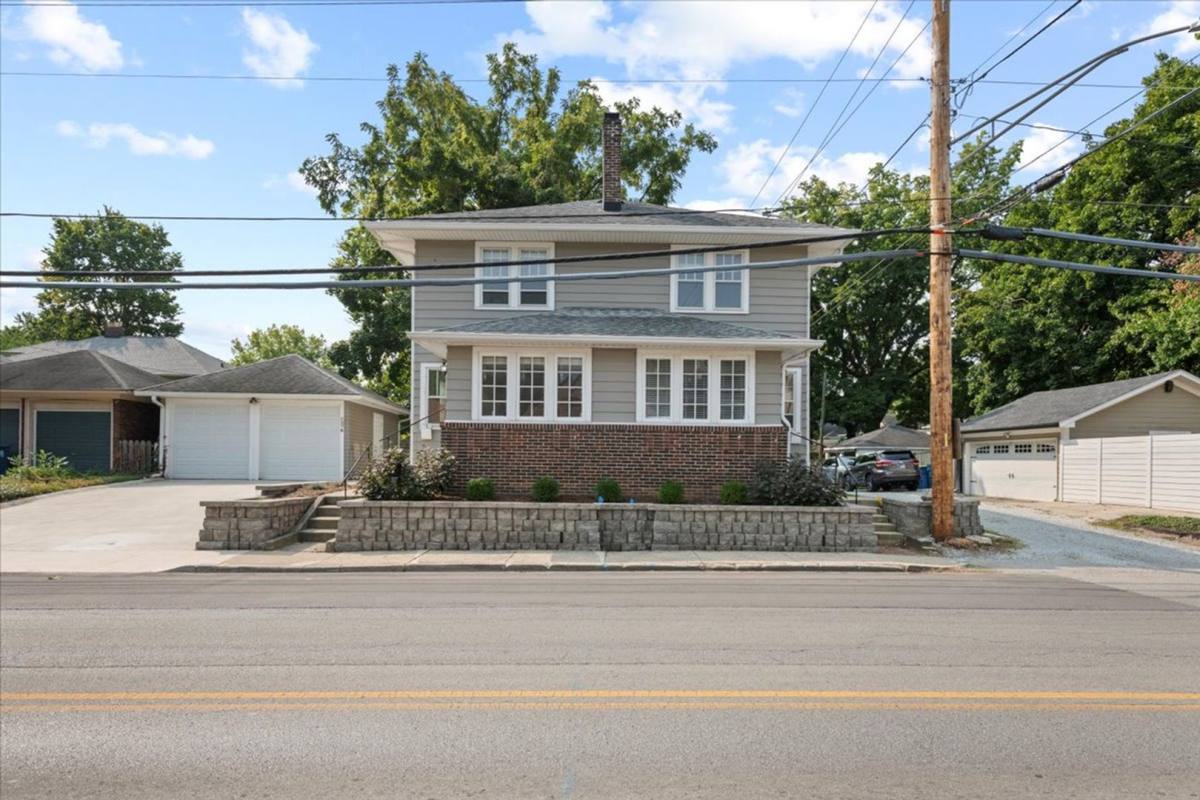 Townhouse for rent at 525 - 527 E, Indianapolis, IN 46205