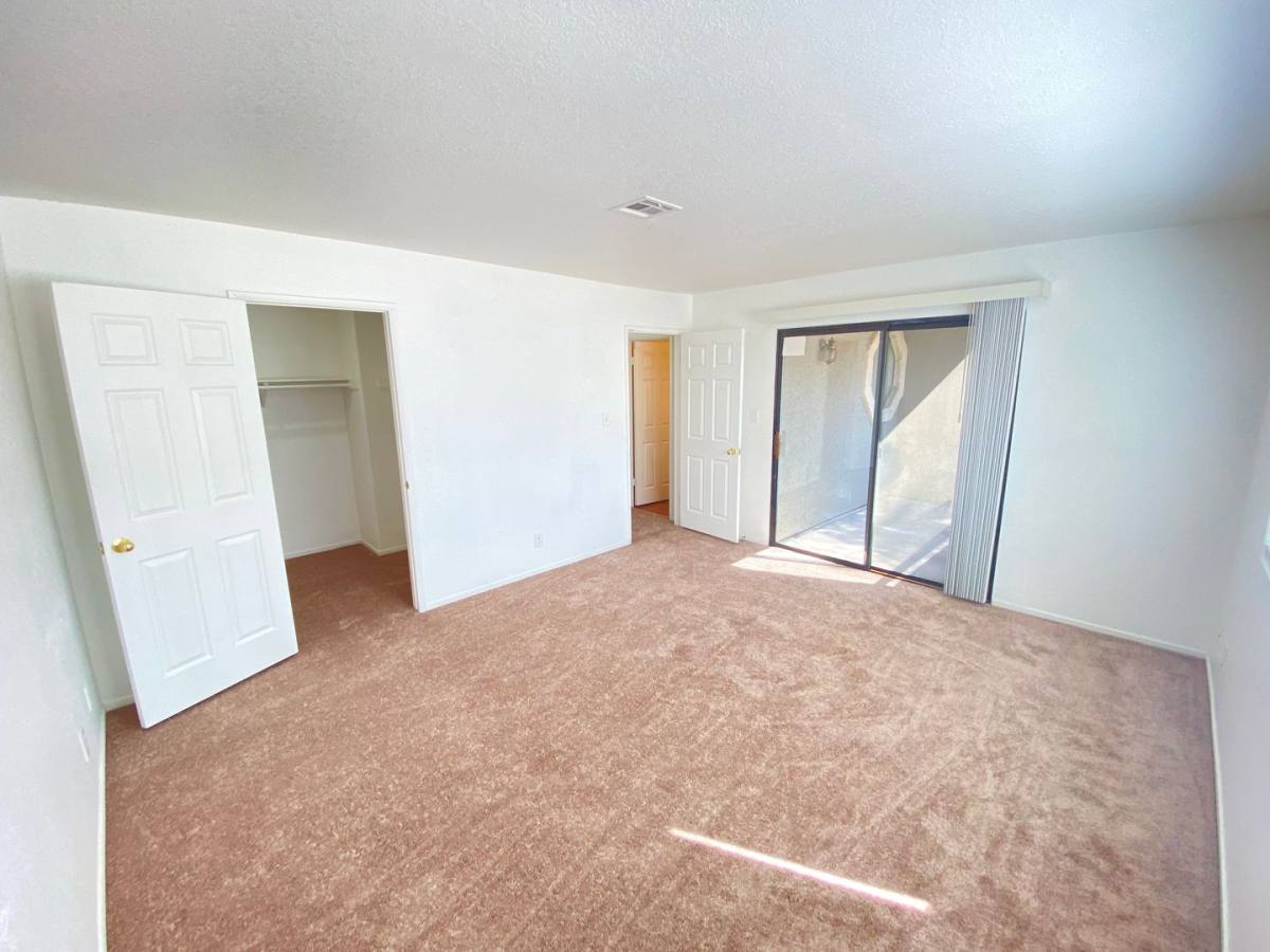 Condo for rent at 5064 S Rainbow, Las Vegas, NV 89118