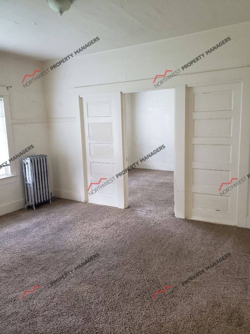 Apartment for rent at 914 N Tower St, Centralia, WA 98531
