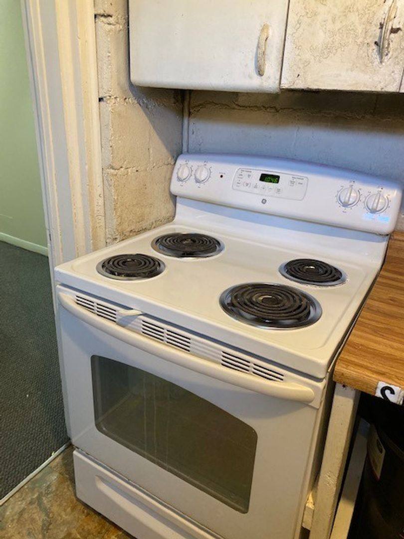 Apartment for rent at 125 River St, Iowa City, IA 52246