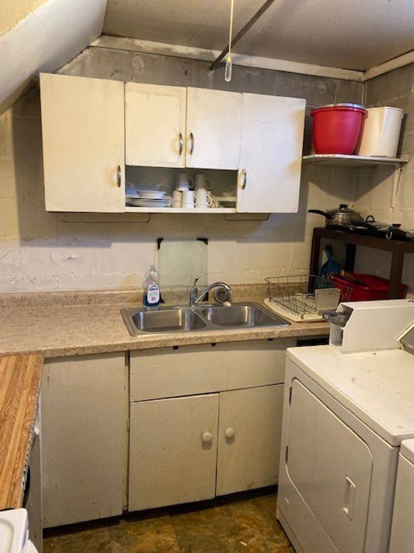 Apartment for rent at 125 River St, Iowa City, IA 52246