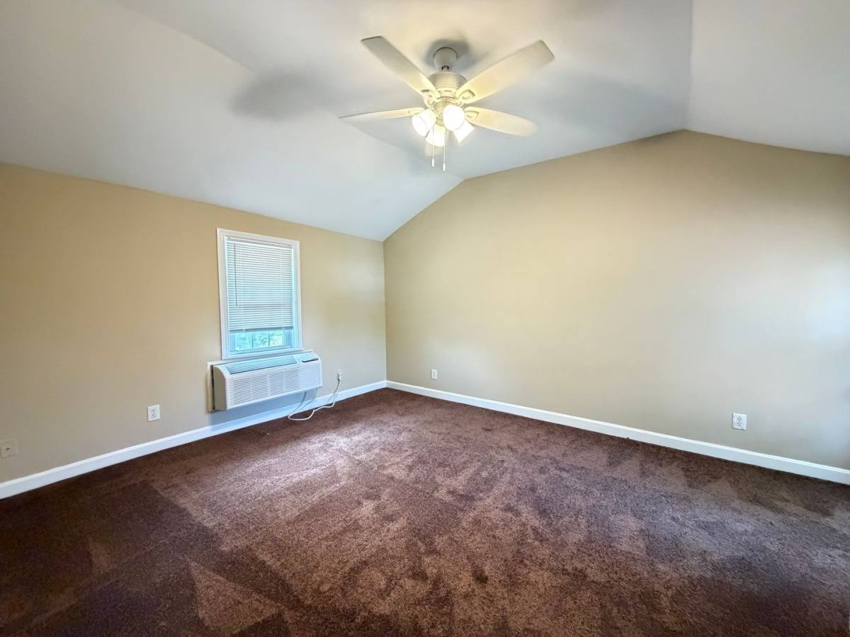 Apartment for rent at 538 Lilly Ave, Louisville, KY 40217